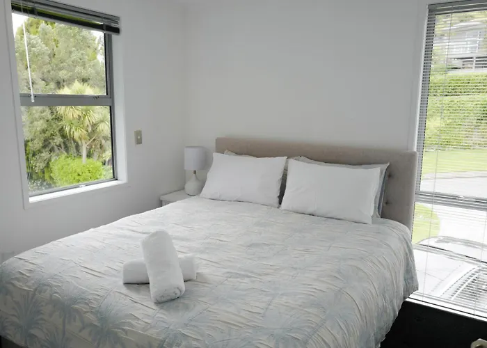 Сasa de vacaciones Serenity Lakeview Retreat *