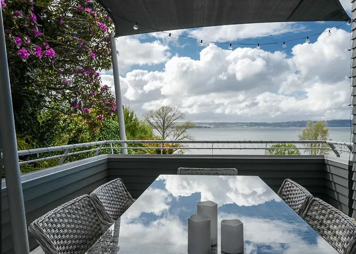 Serenity Lakeview Retreat *
